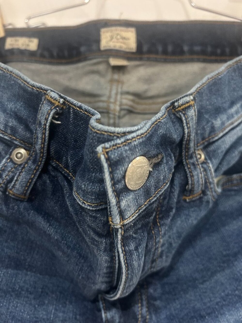 J Crew Mens 770 Medium Indigo Wash Jean